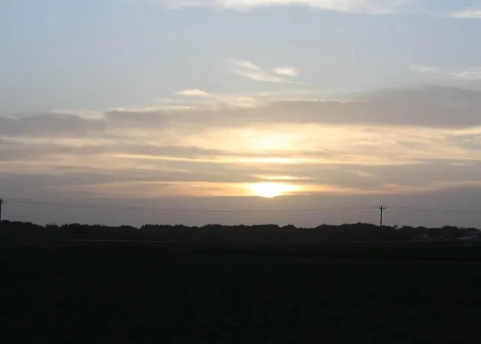 Prairieview Retreat - Hot Tub Sunsets * Sullivan